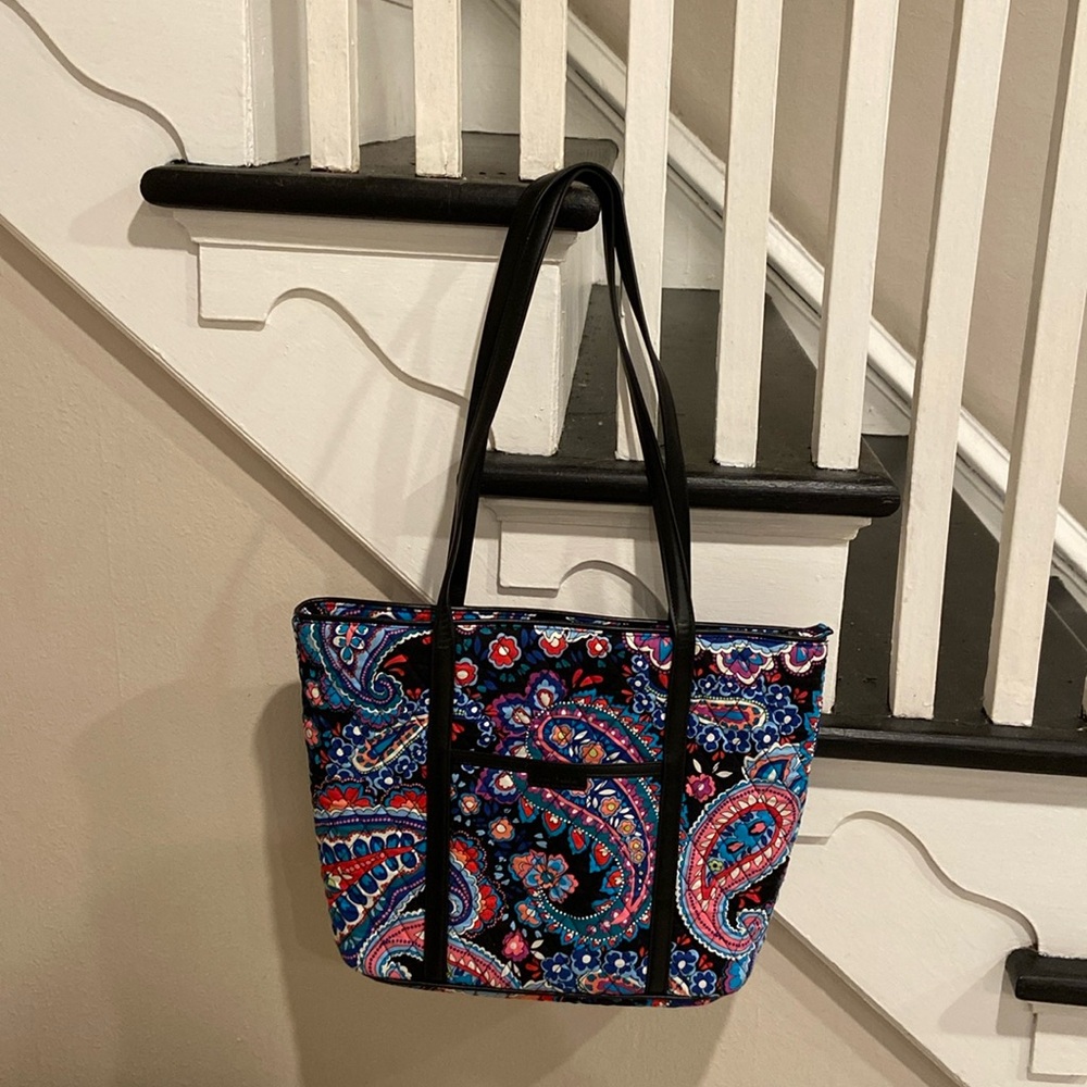 VERA BRADY FLORAL Parisian paisley TOTE WITH Blk LEATHER STRAPS 14in strap - Picture 2 of 12